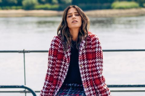 Wintermantel für Damen: Trendteile von 2019: Rot karierter Mantel