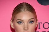 Moderne Frisuren: Elsa Hosk auf dem roten Teppich bei Victoria Secret