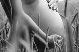 Babybäuche in der Natur: 17 zauberhafte Schwangerschaftsfotos