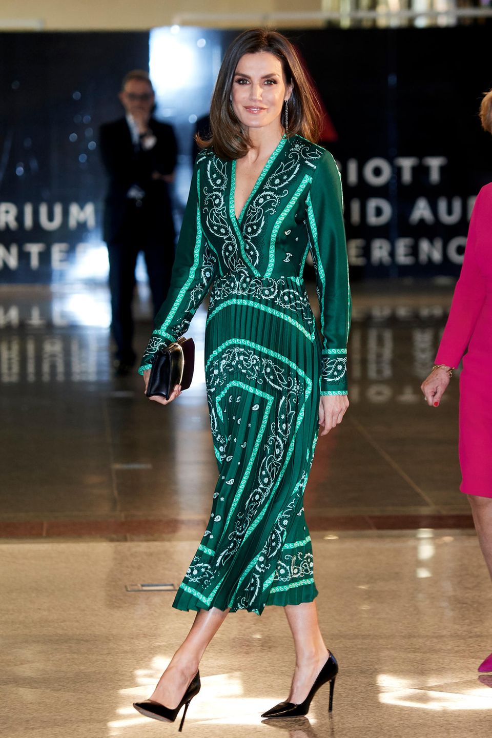 Weihnachten bei den Royals: Königin Letizia im tannengrünen Kleid