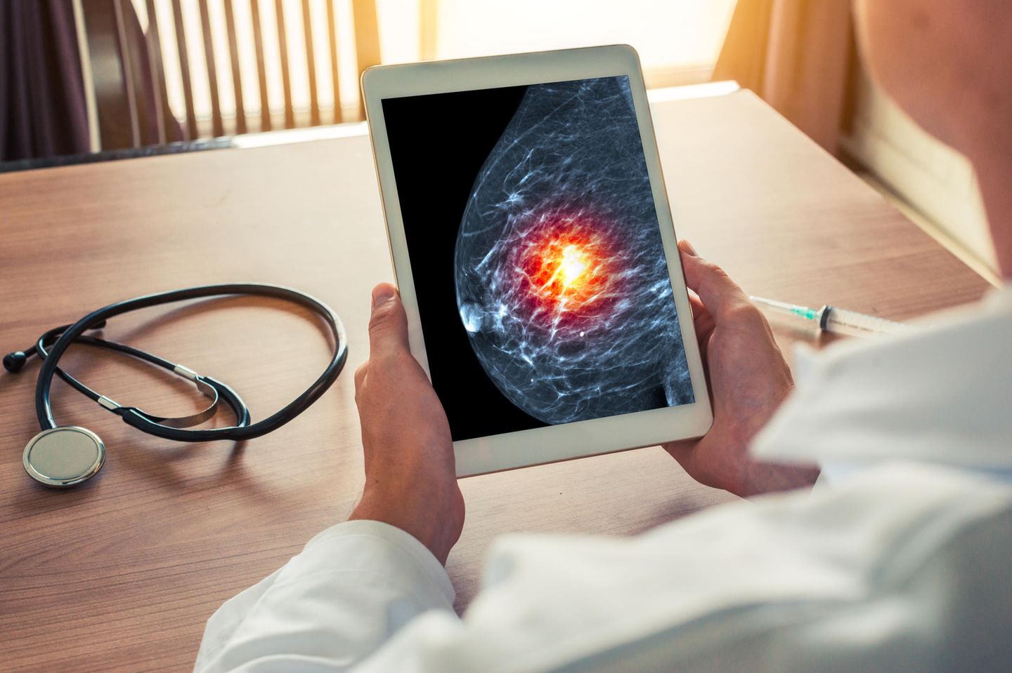 Moderatorin bekommt bei Live-Mammographie Diagnose