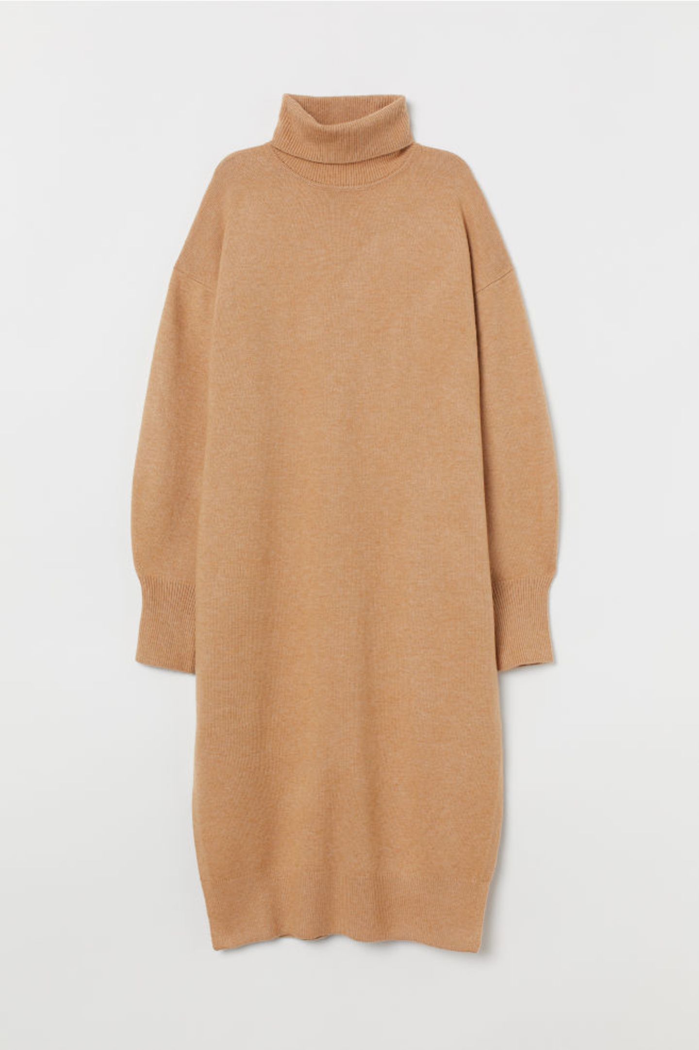 Camel gehört diesen Winter zu DEN Trendfarben. Klar, dass dieses kuschelige Strickkleid in unserem Kleiderschrank nicht fehlen darf. Von H&M, um 35 Euro.