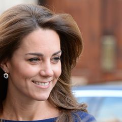 Lady Dianas Looks: Kate Middleton mit Ohrringen