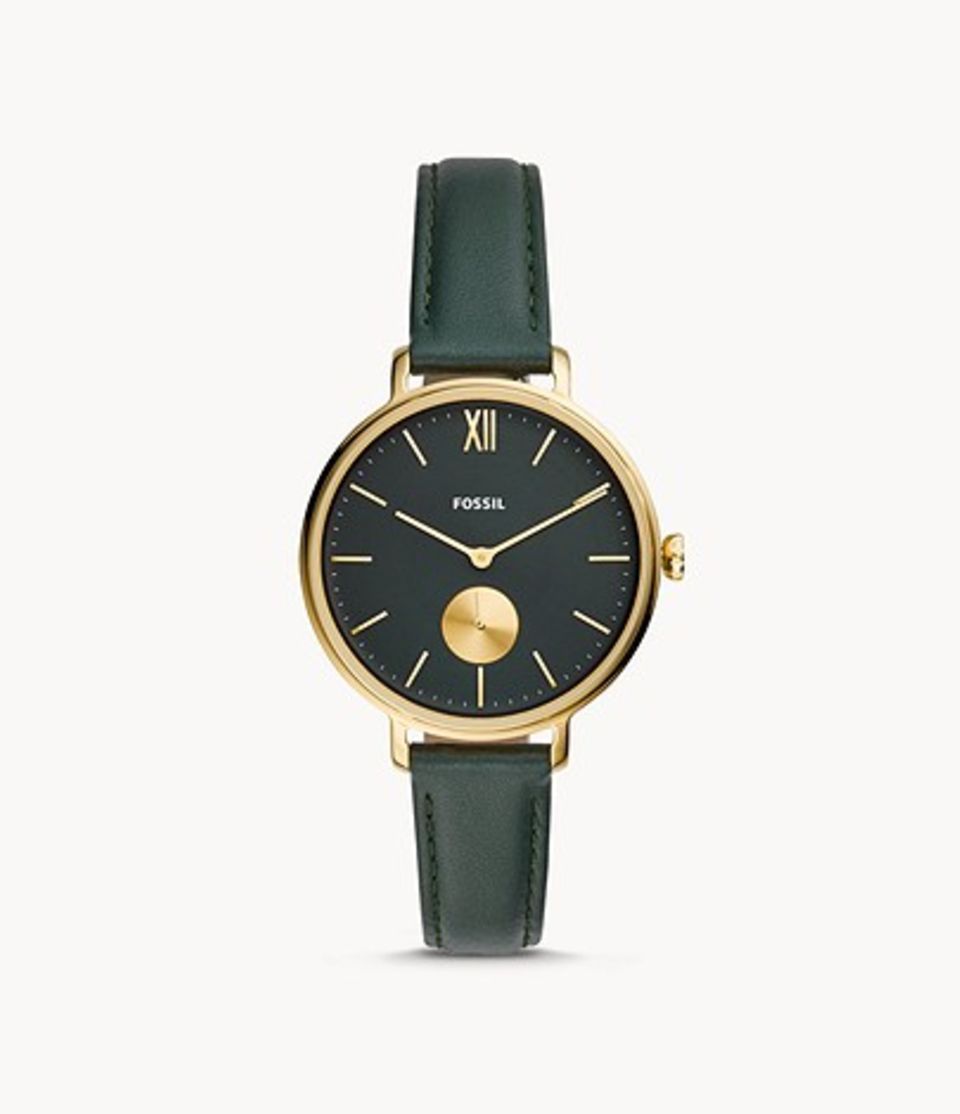 Lederband, goldfarbenes Gehäuse, schwarzes Ziffernblatt – diese Uhr ist nicht nur ultra elegant, sondern auch noch super trendy. Von Fossil, um 119 Euro.