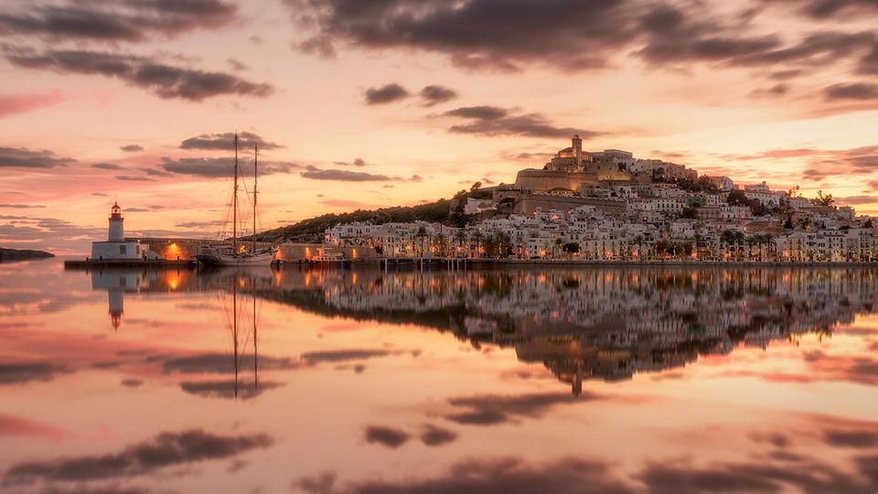 Urlaub im Herbst - 10 spannende Reiseziele: Ibiza