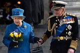 Prinz Philip und die Queen: halten Händchen