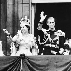 Prinz Philip und die Queen: bei der Krönung