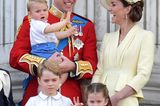 Meghan, Kate und Co. 2019: Prinz William mit Familie auf dem Balkon