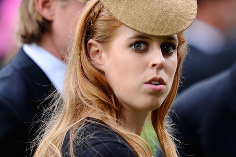 Wegen Prinz Andrew: Prinzessin Beatrice ist "jeden Tag in Tränen aufgelöst"
