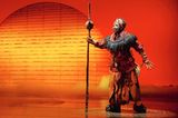 Ob lauthals mitsingend bei Simon und Pumbas "Hakuna Matata"-Song oder mit großen Augen staunend, wenn Tarzan durchs Publikum schwingt: Musicals begeistern jeden, vor allem Kinder. Und in Verbindung mit einem Kurztrip in die jeweilige Stadt wird das Wochenende einfach affenstark!   Karten gibt’s bei www.stage-entertainment.de.   Tipp: An Familientagen sind die Karten günstiger.
