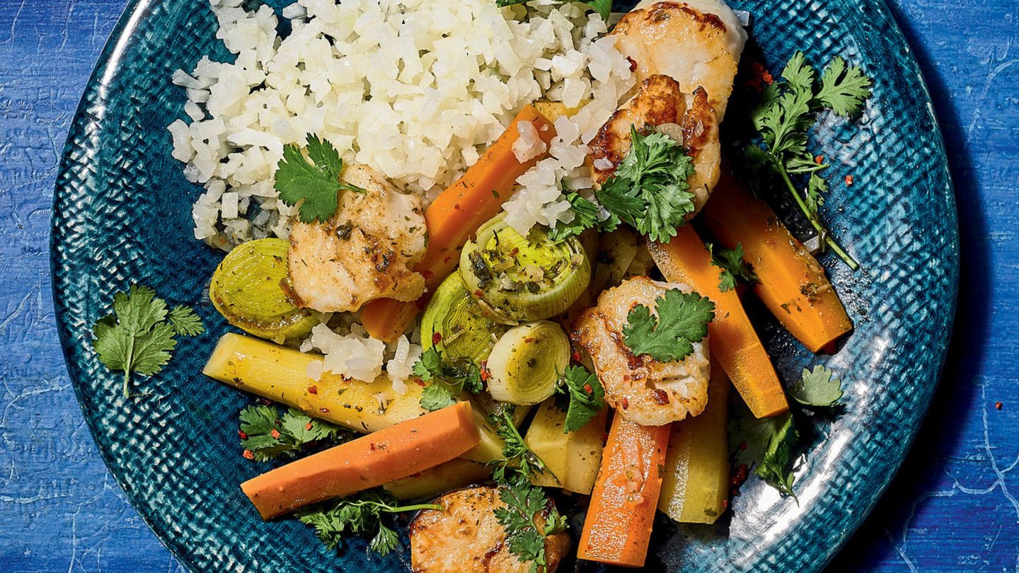 BlumenkohlCouscous mit Jakobsmuscheln BRIGITTE.de