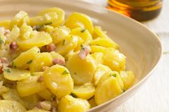 Kartoffelsalat mit Speck Kartoffelsalat mit Speck