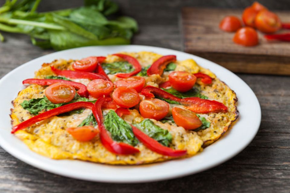 Low-Carb-Pizzateig mit Blumenkohl Low-Carb-Pizzateig mit Blumenkohl