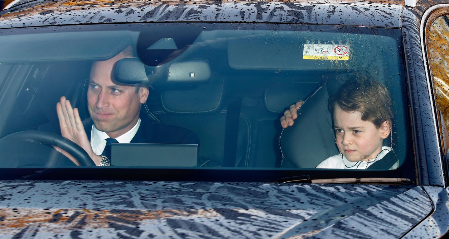 Royale Kinderfotos: Prinz George im Auto