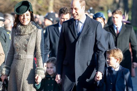 Weihnachten bei den Royals: Herzogin Kate, Prinz William, Prinz George und Prinzessin Charlotte gehen