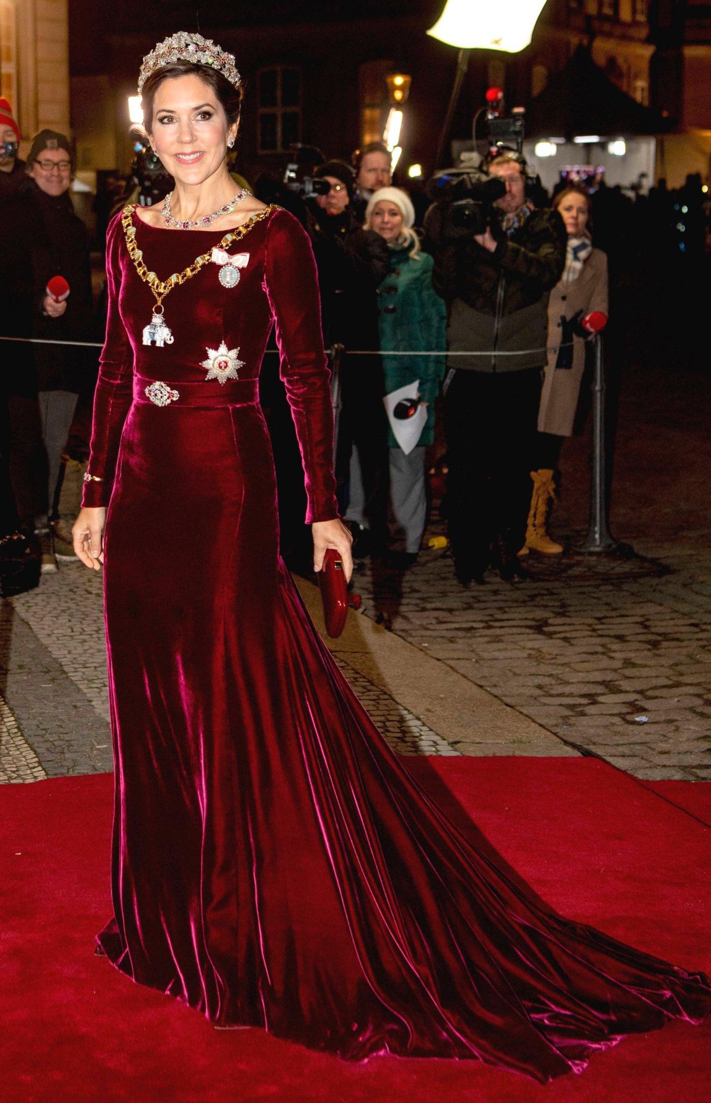 Looks der Royals: Prinzessin Mary auf dem roten Teppich
