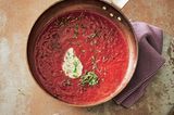 Rote-Bete-Suppe mit Fenchel