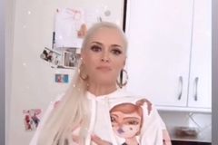 Daniela Katzenberger zeigt ihre Problemzone Daniela Katzenberger auf Instagram