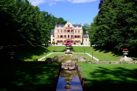 Sturm Der Liebe Wo Liegt Der Furstenhof In Echt Brigitte De