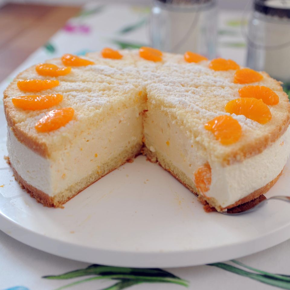 Schmandtorte mit Mandarinen | BRIGITTE.de