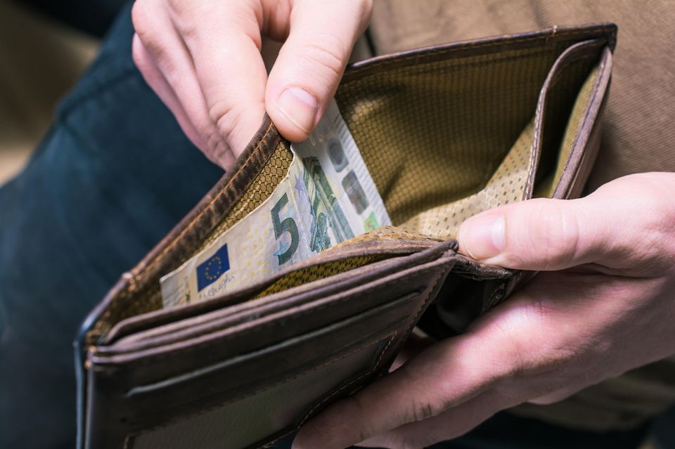 Portemonnaie mit 5-Euro-Schein