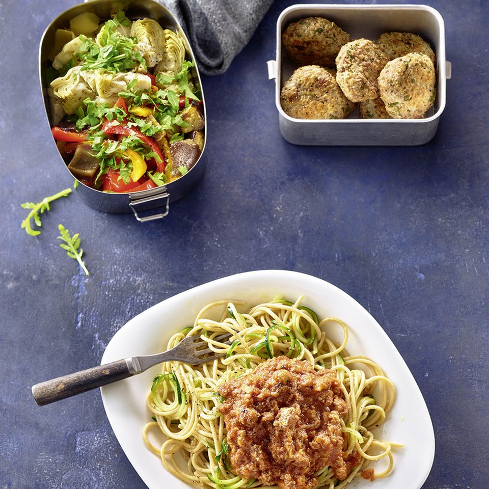 Meal-Prep-Rezepte: Antipasti und Zucchini-Spaghetti