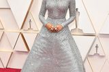 Wie von einem anderen Stern und trotzdem cool: Janelle Monáe in einer mit 168.000 (!) Swarovski-Kristallen verzierten Robe von Ralph Lauren.