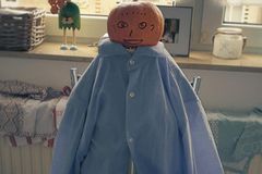 Pumpkinhead Pumpkinhead: Ein selbst gebastelter, süßer Liebesbeweis aus einem Kürbis und einem Hemd
