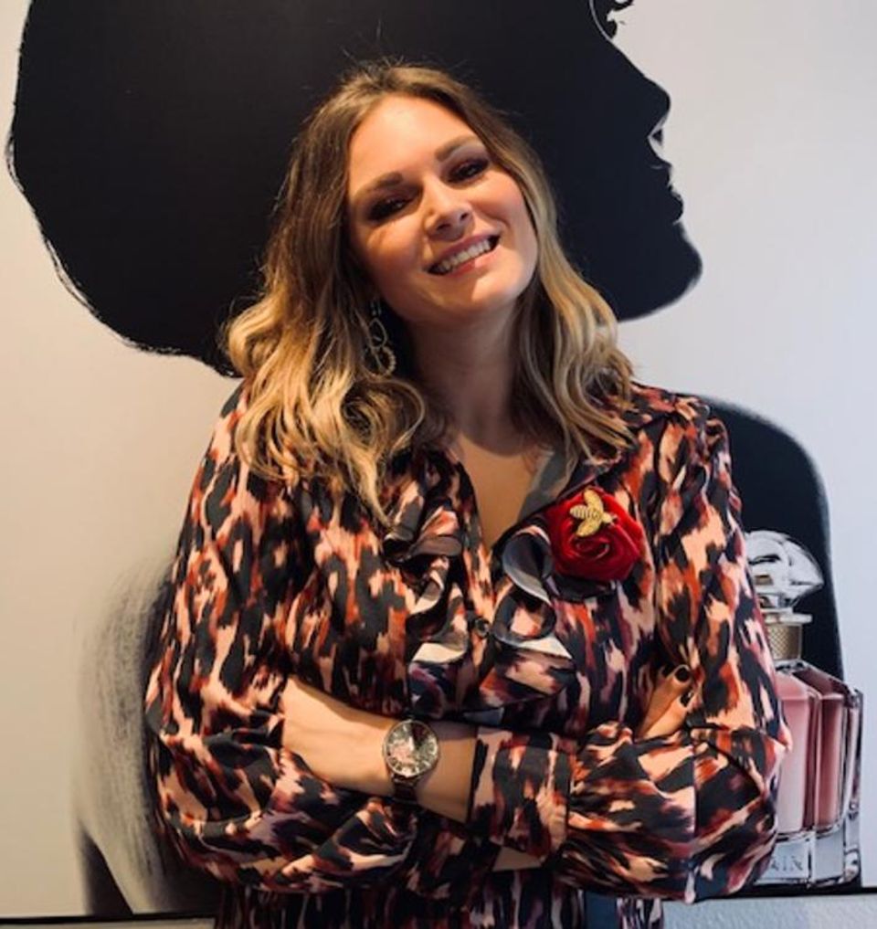 Katharina Glassl, Trainerin und Make-up-Artist bei Guerlain. Katharina Glassl, Trainerin und Make-up-Artist bei Guerlain.