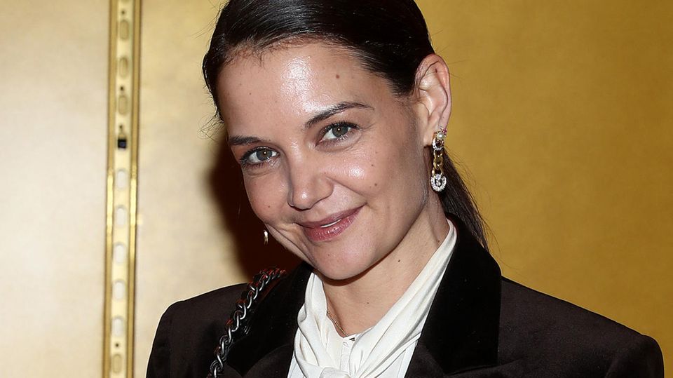 Katie Holmes zeigt Schwangerschaftsstreifen