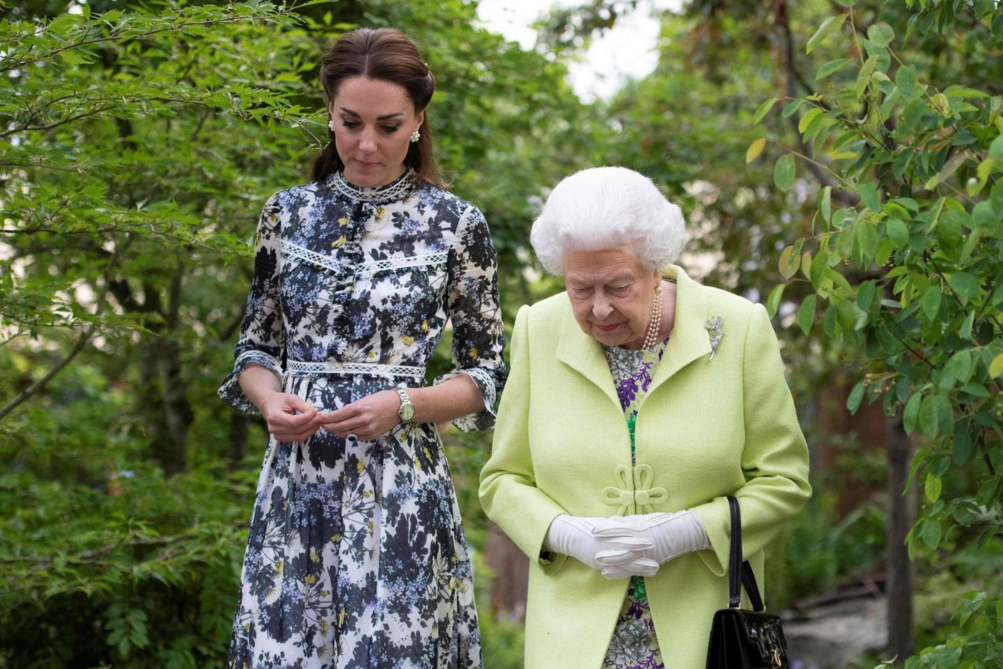 Queen Elizabeth und Kate