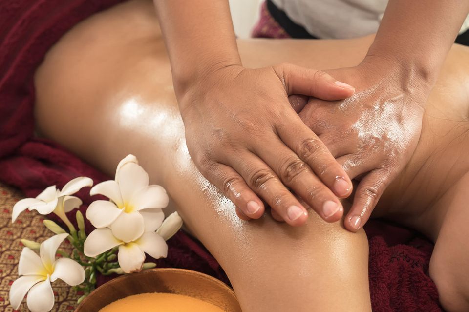 Flüssiges Glück: Öl für haut ? Haare Massage