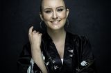Fotoprojekt Brustkrebs: Krebs Überlebende lächelt