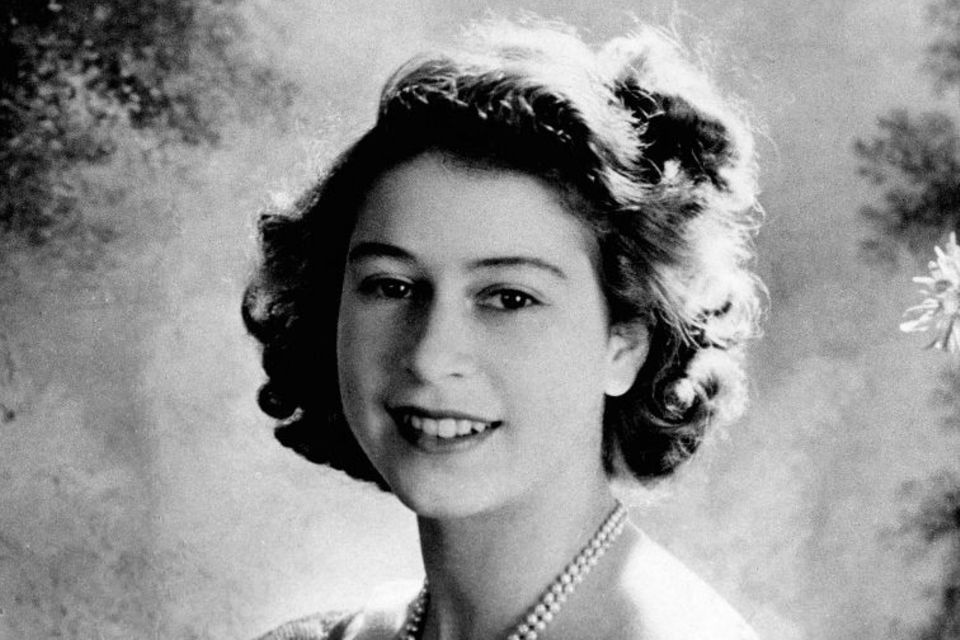 Elizabeth 1945