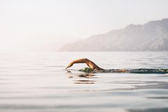 Triathlon: Trainingsplan und Tipps für Einsteiger Schwimmer im See