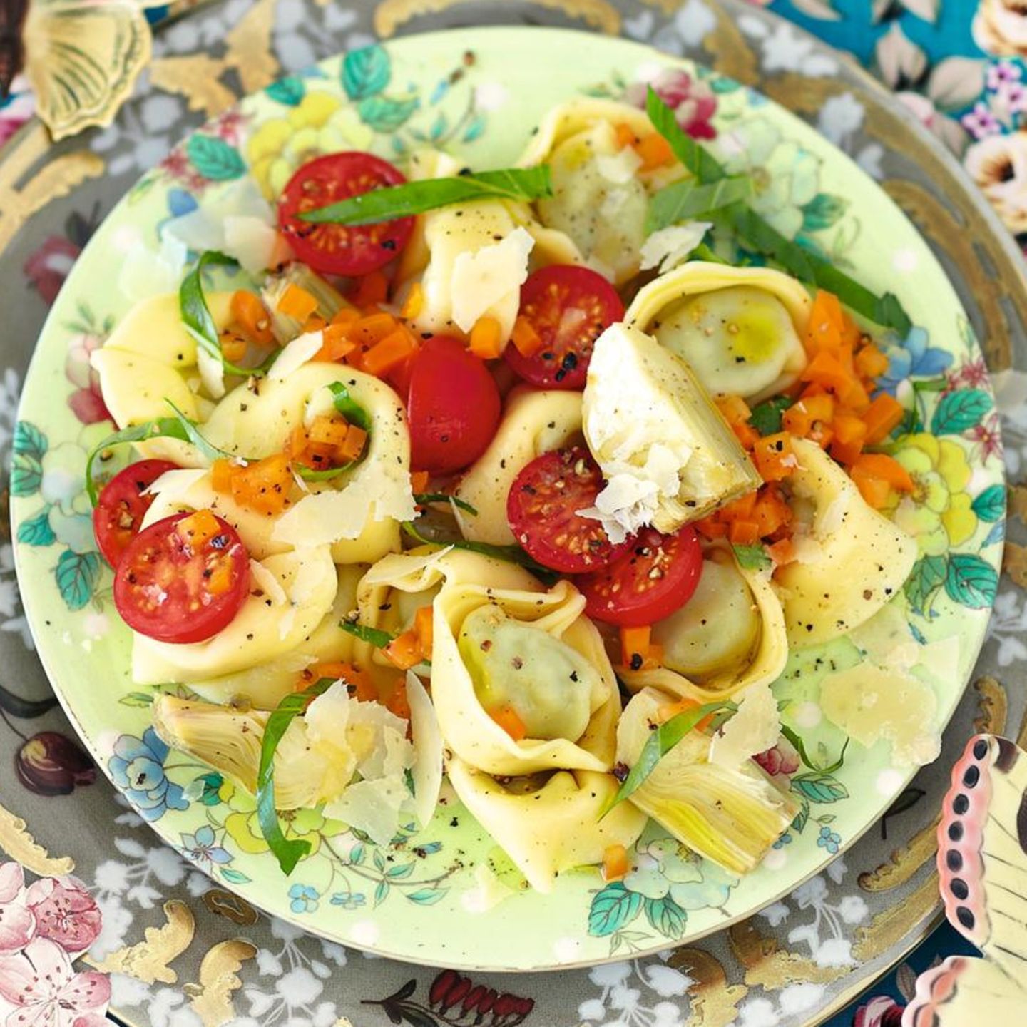 Tortellini-Artischocken-Salat