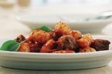 Gnocchi in Tomatensoße mit Fleischklößchen