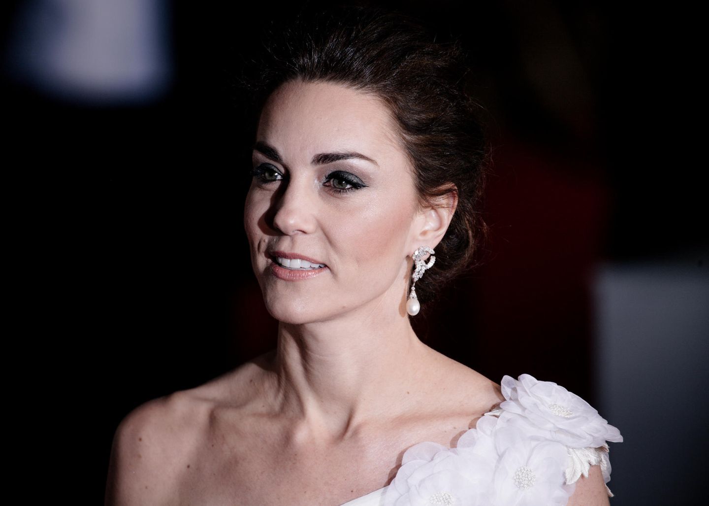 Makeup-Looks der Royals: Herzogin Kate mit grauem Lidschatten