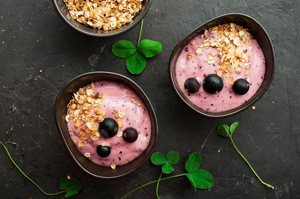 Nicecream: Low carb, vegan & nur 2 Zutaten! Nicecream: Low carb, vegan & nur 2 Zutaten!