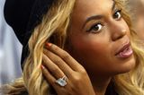Verlobungsringe der Stars: Beyonce mit Ring am Finger