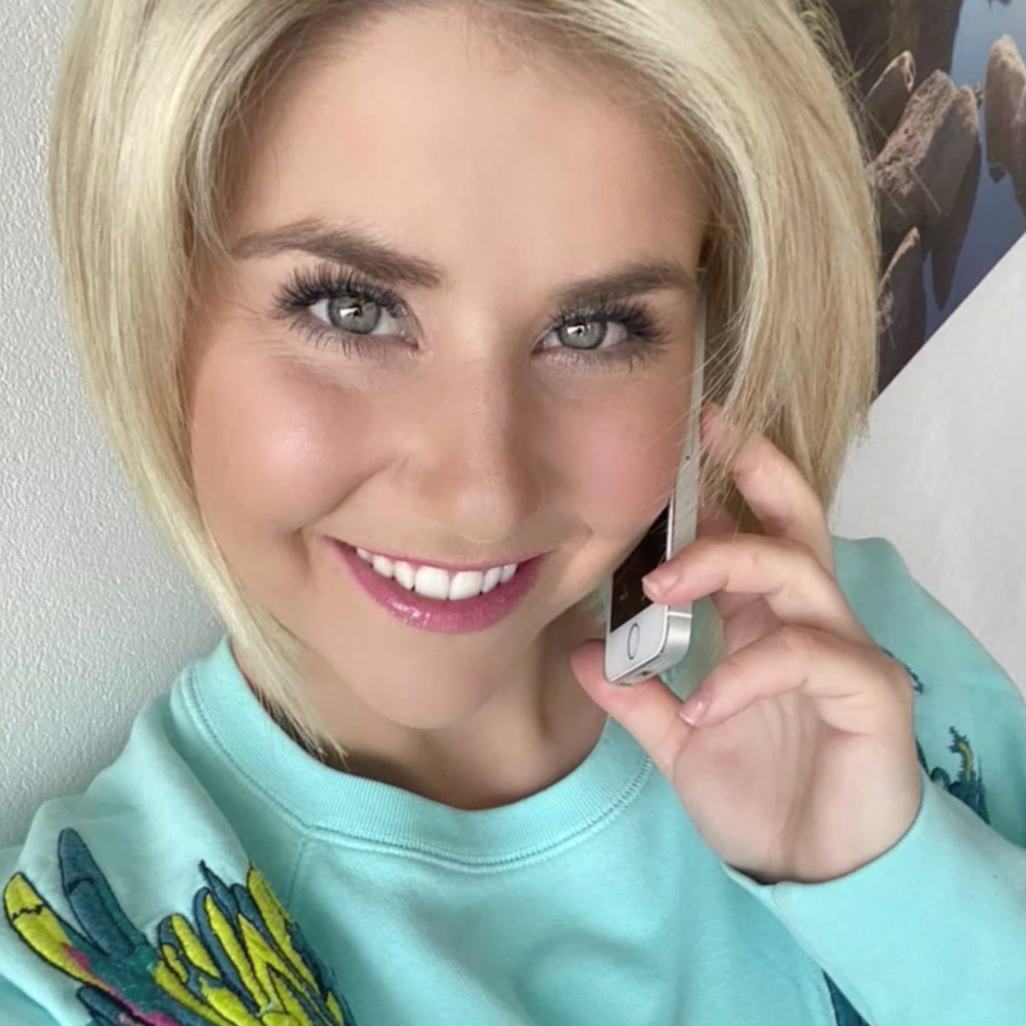 News im Video Beatrice Egli Fann he durchs Telefon