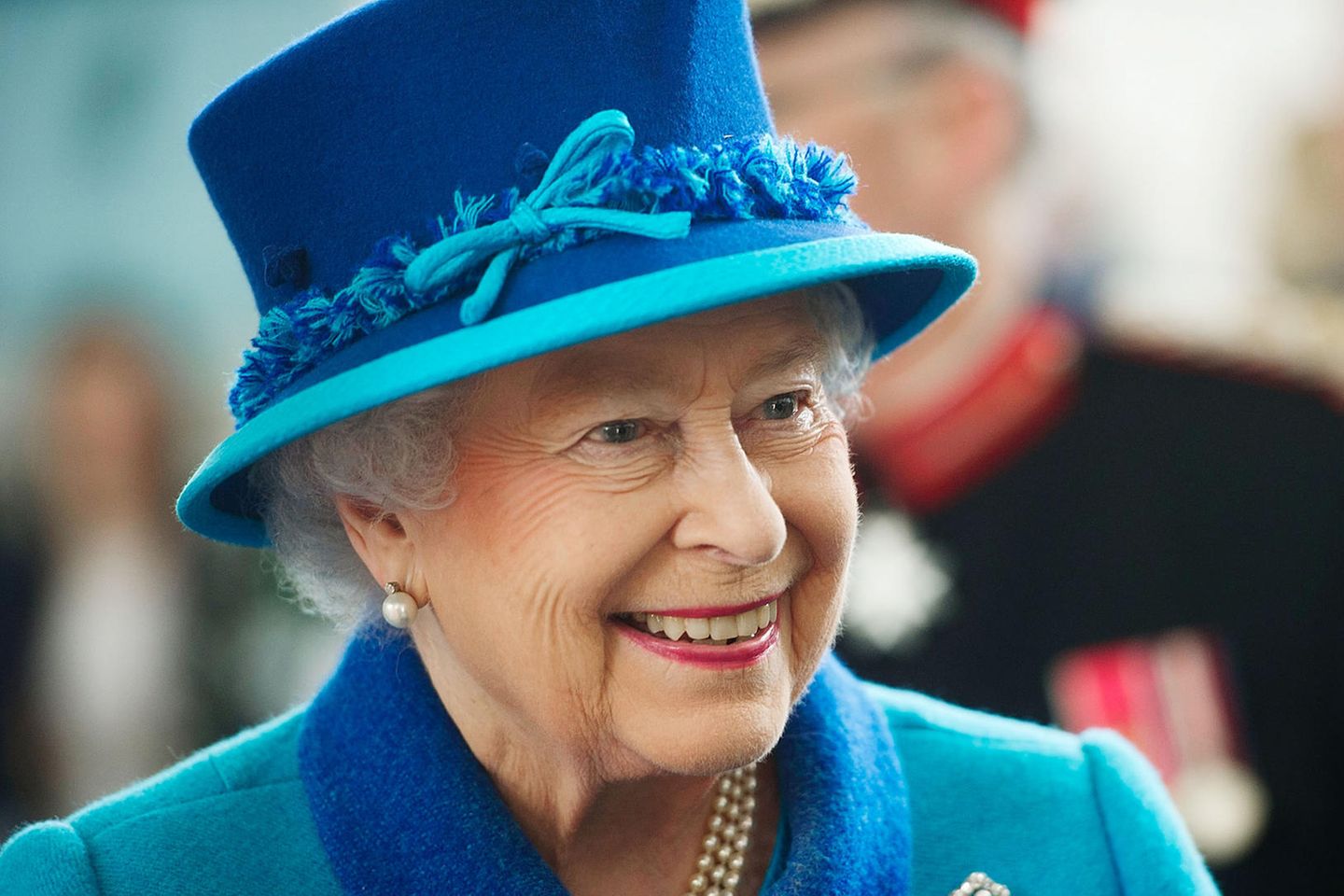 Royals: Was Queen Elizabeth (93 Jahre) jetzt neu lernen muss
