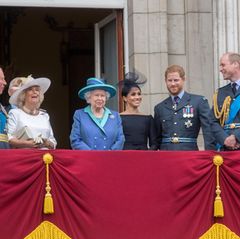 Herzogin Meghan + Prinz Harry: mit der königlichen Familie