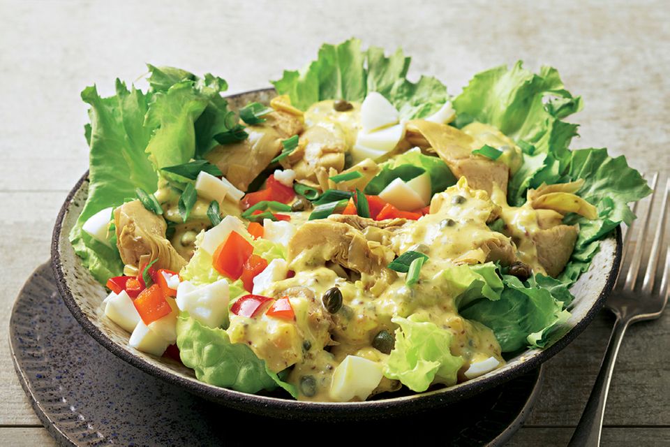 Schnelle Salate: Artischockensalat mit Kapern-Ei-Soße