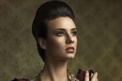 Frisuren Ideen Elegant mit Tolle