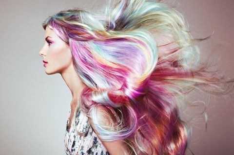 Holographic Hair: Frau mit Holographic Hair