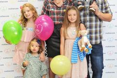 Star babies: Jamie Oliver and his children "loading =" lazy