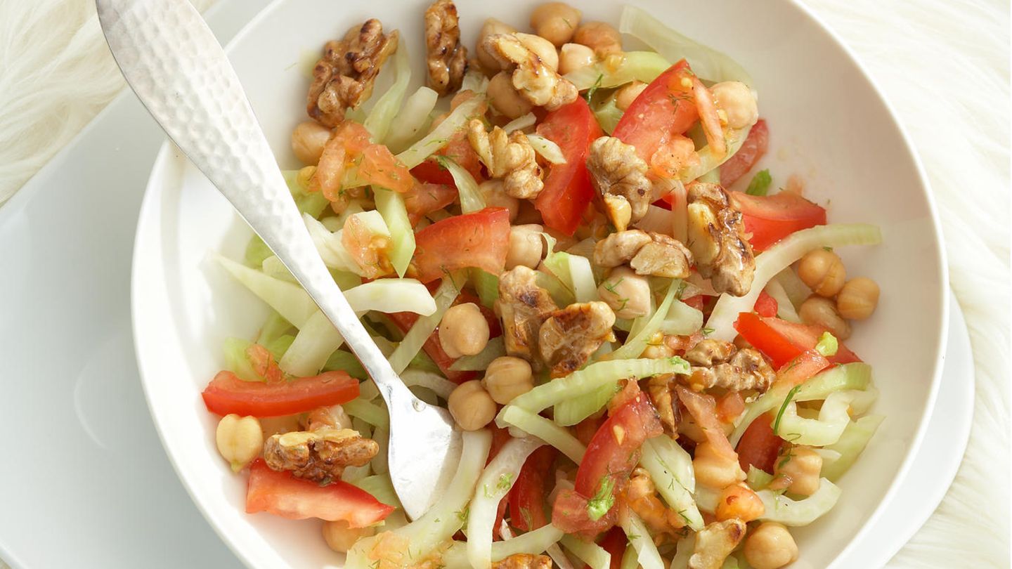 Fenchel-Walnuss-Salat | BRIGITTE.de