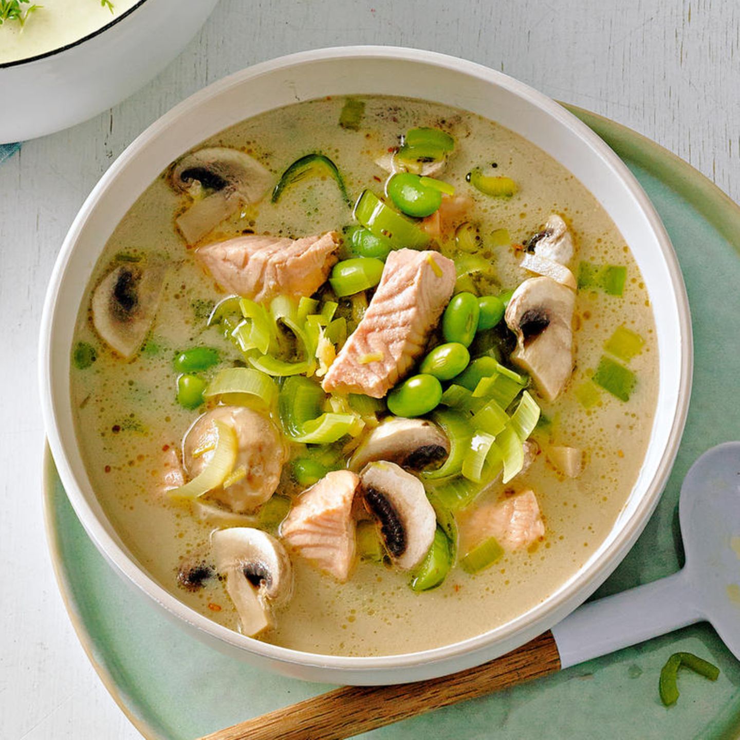 Kokos-Fisch-Suppe