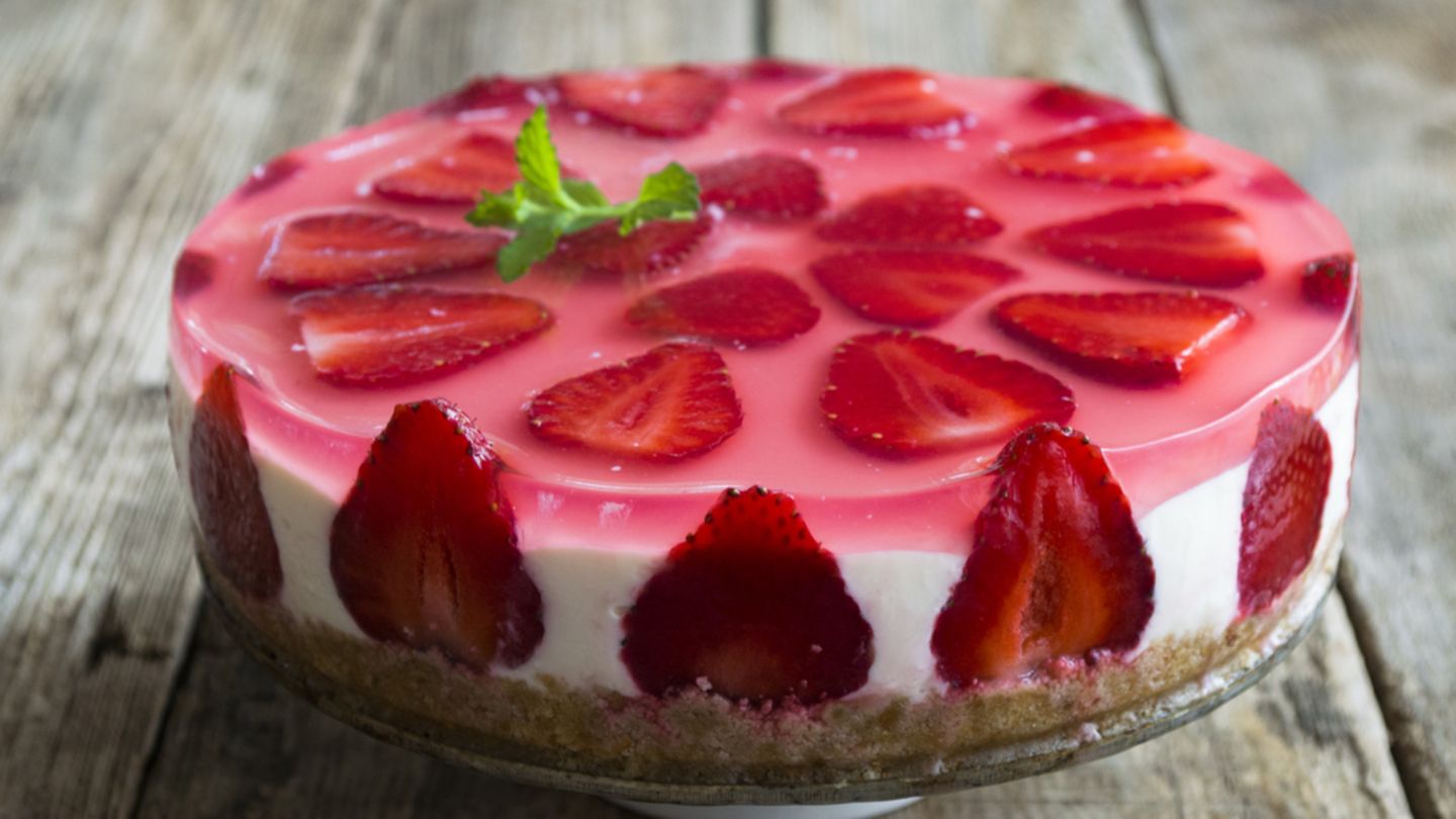 NoBakeErdbeerkuchen BRIGITTE.de